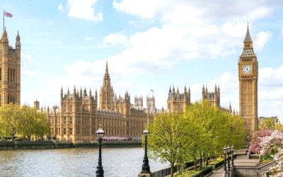 ‘earned settlement’ changes delayed and update to sponsor licence guidance